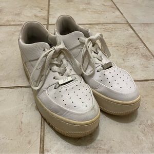 Nike Air Force 1 Sage low size 8